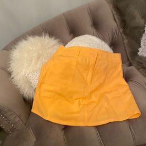 NWOT skort